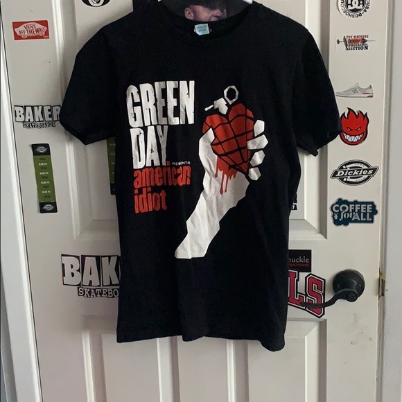 Green Day T-shirt - Picture 2 of 2